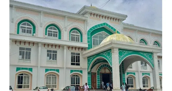 സംസ്ഥാന ഹജ്ജ് കമ്മിറ്റി പുനസംഘടിപ്പിച്ചു; നാലാം തവണയും അംഗത്വം ലഭിച്ച ഖാസിം കോയ ഉസ്താദിന് നാടിന്‍റെ അഭിനന്ദനം