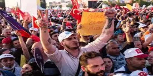 തുര്‍ക്കിയില്‍ ഒരു പ്രസിഡന്റ് സ്ഥനാര്‍ഥി കൂടി പിന്‍മാറി