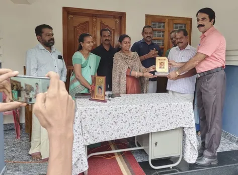 കല്ലുവാതുക്കൽ ഗ്രാമ പഞ്ചായത്ത് പാരിപ്പള്ളി ഇഎസ്ഐ വാർഡിൽ പ്രതിഭകളെ ആദരിച്ചു