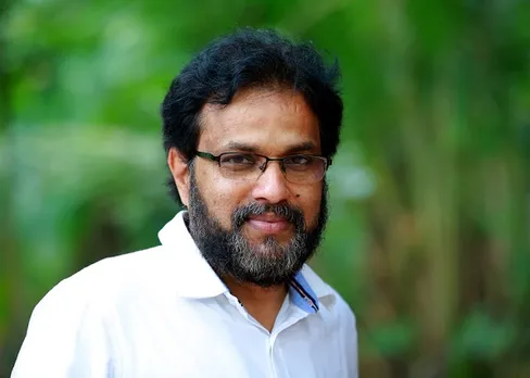 പ്രമുഖ മാധ്യമപ്രവര്‍ത്തകന്‍ പി.എം. നാരായണന് മാധ്യമ പുരസ്‌കാരം; ലോക കേരള മാധ്യമ സമ്മേളനത്തില്‍ മുഖ്യമന്ത്രി ഉള്‍പ്പെടെയുള്ളവരുടെ ആദരവ്‌