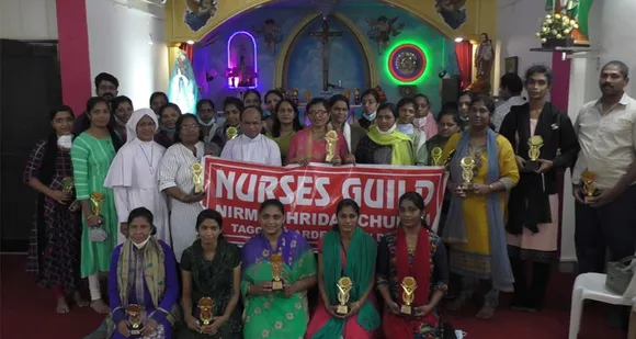 ടാഗോർ ഗാർഡന്‍ നിർമ്മല്‍ ഹൃദയ ഇടവകയിലെ വിവിധ ആശുപത്രികളിൽ കോവിഡ് പ്രതിരോധ പ്രവർത്തനങ്ങൾ ഏർപ്പെട്ട ആരോഗ്യ പ്രവർത്തകരെ ആദരിച്ചു