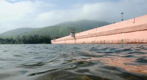 മുല്ലപ്പെരിയാര്‍ അണക്കെട്ടിന്റെ 4 ഷട്ടറുകൾ കൂടി തുറന്നു; 1870 ഘനയടി ജലം പുറത്തേയ്ക്ക്; മലമ്പുഴ ഡാമും തുറന്നു! നദീതീരങ്ങളിലുള്ളവര്‍ക്ക് ജാഗ്രതാ നിര്‍ദേശം