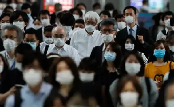 കൊവിഡില്‍ വലഞ്ഞ് ജപ്പാന്‍; മഹാമാരിക്കൊപ്പം പുതുവത്സരാഘോഷങ്ങളിലേക്ക് ചൈന