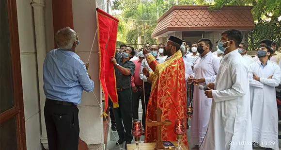 നോയിഡ മാര്‍ ഗ്രിഗോറിയോസ് ഓര്‍ത്തഡോക്സ് ചര്‍ച്ചില്‍ പെരുന്നാള്‍ കൊടിയേറി