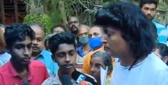 നെയ്യാറ്റിൻകരയിലെ കുട്ടികൾക്കുവേണ്ടി മുഖ്യമന്ത്രിയെ നേരിൽ കണ്ടു അപേക്ഷിക്കുവാൻ പോവുകയാണ്! മുഖ്യമന്ത്രിയുടെ കൈ കൊണ്ട് തന്നെ വസ്തുവിന്റെ രേഖകൾ കുട്ടികൾക്ക്‌ നൽകണമെന്ന് ബോബി ചെമ്മണ്ണൂർ