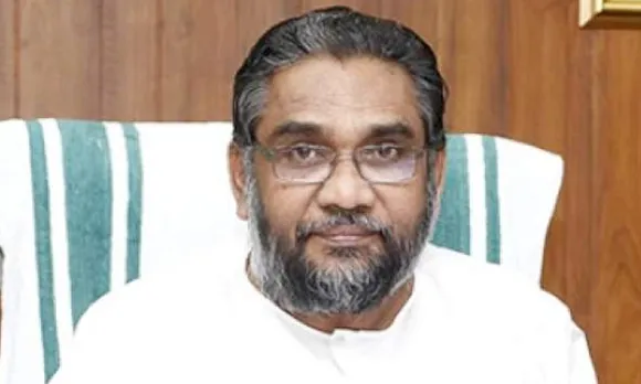 അര നൂറ്റാണ്ട് കോൺഗ്രസിനു വേണ്ടി പണിയെടുത്ത ഒരു നേതാവിനെ അപമാനിച്ചു പുറത്താക്കുന്നത് ഇന്ത്യൻ സംസ്കാരത്തിന് യോജിച്ചതല്ല! ശവത്തിൽ കുത്തുന്നതിന് തുല്യമാണ് ഒരുവനെ അപമാനിച്ചു പുറത്താക്കുന്നത്. അത്രയ്ക്ക് അപമാനം ഒരു പൊതുപ്രവർത്തകൻ എന്ന നിലയിൽ രമേശൻ അർഹിക്കുന്നില്ല. അത് വേണ്ടിയിരുന്നില്ല സോണിയാജി; ഇത് ഇന്ത്യയാണ്; മറക്കരുത്! പ്രതികരിച്ച് ഡോ കെ. എസ്. രാധാകൃഷ്ണൻ