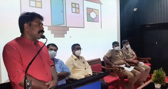 കുറവിലങ്ങാട് ദേവമാതാ കോളേജ് ഐക്യുഎസിയുടെ ആഭിമുഖ്യത്തിൽ കുട്ടികൾക്കായി 'സൈബർ സുരക്ഷ' ക്ലാസ് നടത്തി