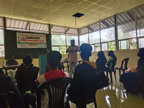 കടപ്പൂർ പബ്ലിക് ലൈബ്രറിയുടെ നേതൃത്വത്തിൽ എസ്.എസ്.എൽ.സി, പ്ലസ് ടു വിജയിച്ച കുട്ടികൾക്കുവേണ്ടി കരിയർ ഗൈഡൻസ് ക്ലാസ്സ്‌ സംഘടിപ്പിച്ചു