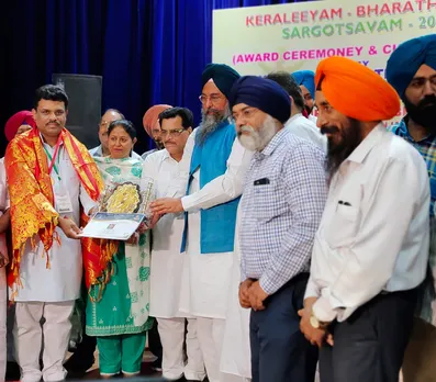 അലക്സ് പി സുനിലിന് മലയാള കലാ സാഹിത്യ സംസ്കൃതി നൽകുന്ന സാമൂഹ്യ സേവനത്തിനുള്ള ഡോക്ടർ എപിജെ അബ്ദുൽ കലാം 'സേവാ ശ്രി ' അവാർഡ്