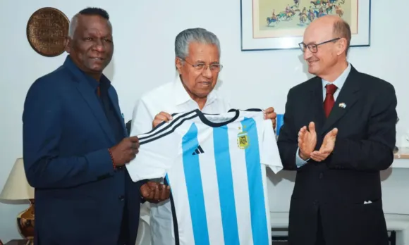 കേരളം നല്‍കിയ പിന്തുണയ്ക്ക് നന്ദി,മുഖ്യമന്ത്രിയെ ഹൃദയപൂര്‍വം സ്വീകരിച്ച് അര്‍ജന്റീന അംബാസിഡര്‍, കേരളത്തിന്റെ പുരുഷ-വനിതാ ടീമുകളെ പരിശീലിപ്പിക്കുന്നതിന് പിന്തുണ നൽകുമെന്ന് അംബാസിഡര്‍ ഉറപ്പുനൽകിയെന്ന് മുഖ്യമന്ത്രി