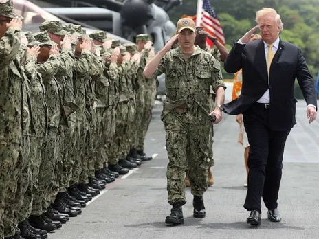 ഗള്‍ഫ്-അറബ് മേഖലയിലേക്ക് അമേരിക്കന്‍ സൈനികരെ അയക്കുന്നു. ട്രംപിന്‍റെ നീക്കം 14000 സൈനികരില്‍ ഭൂരിഭാഗവും ഗള്‍ഫിലേക്ക്. ലക്‌ഷ്യം ഇറാനെ നേരിടാന്‍ , അറബ് ലോകം ആശങ്കയില്‍. യുദ്ധഭീതി നിലനില്‍ക്കുന്നു.