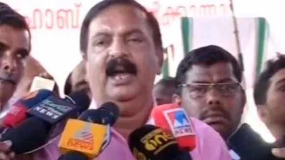 എല്‍ഡിഎഫ് നടത്തിയ മനുഷ്യ മഹാശൃംഖലയില്‍ പങ്കെടുത്തതിന് ലീഗ് സസ്‌പെന്‍ഡ് ചെയ്ത കെ.എം.ബഷീര്‍ വീണ്ടും ഇടതുവേദിയില്‍; പൗരത്വ നിയമ ഭേദഗതിക്കെതിരായ സമരങ്ങളില്‍ രാഷ്ട്രീയം നോക്കാതെ പങ്കെടുക്കുമെന്ന മുന്‍നിലപാട് ആവര്‍ത്തിച്ച് ബഷീര്‍