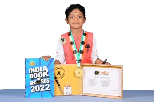 ജനറൽ നോളജ്‌ ചോദ്യങ്ങൾക്ക് ഇന്ത്യ ബുക്ക് ഓഫ് റെക്കോർഡ് കരസ്ഥമാക്കി അഞ്ചര വയസുകാരൻ