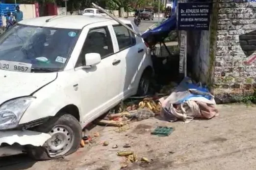 തിരുവനന്തപുരത്ത് നിയന്ത്രണം വിട്ട കാര്‍ പച്ചക്കറി കടയിലേക്ക് ഇടിച്ച്‌ കയറി കടയുടമ മരിച്ചു