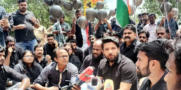 കറുപ്പ് വസ്ത്രമണിഞ്ഞ്, കറുപ്പ് ബലൂണുമായി യൂത്ത് കോൺഗ്രസ് പ്രതിഷേധം; കരിങ്കൊടി കണ്ടാല്‍ ഉടഞ്ഞ് പോകുന്ന വിഗ്രഹമാണോ മുഖ്യമന്ത്രിയെന്ന് ഷാഫി പറമ്പില്‍