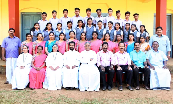 എസ്‌.എസ്‌.എല്‍.സി. പരീക്ഷയില്‍ നൂറു ശതമാനം വിജയം നേടി നെയ്യശ്ശേരി സെന്റ്‌ സെബാസ്റ്റ്യന്‍സ്‌ ഹൈസ്‌കൂള്‍