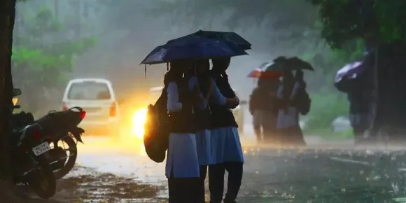 വേനൽമഴ കുറഞ്ഞു; സംസ്ഥാനത്ത്  ഇന്നും നാളെയും വിവിധ ജില്ലകളിൽ  പ്രഖ്യാപിച്ച മഴ മുന്നറിയിപ്പുകൾ പിൻവലിച്ചു