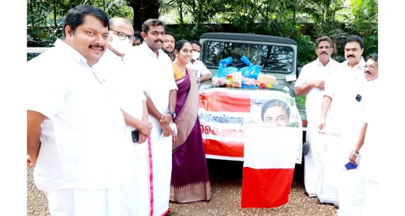 കൂട്ടിക്കലിനൊരു കൈതാങ്ങ്; കേരളാ കോൺഗ്രസ് എമ്മിൻ്റെ സ്നേഹവണ്ടി ചെയർമാൻ ജോസ് കെ മാണി ഫ്ലാഗ് ഓഫ് ചെയ്തു