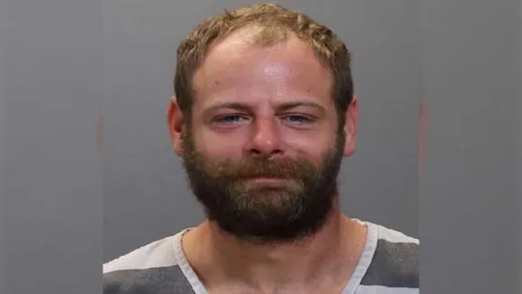 അമ്മൂമ്മയെ ഉയിർത്തെഴുന്നേൽപ്പിക്കാനുള്ള ശ്രമത്തിൽ കല്ലറക്ക് നാശനഷ്ടം വരുത്തിയ കൊച്ചുമകൻ അറസ്റ്റിൽ