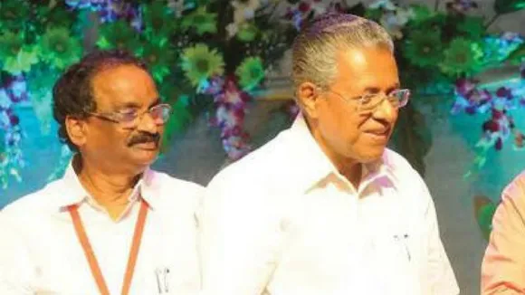 മുണ്ടശ്ശേരിയും മന്നത്ത് പത്മനാഭനും തമ്മിൽ ഒരു എഞ്ചിനീയറിങ് കോളേജിന്റെ പേരിൽ ഉയർന്ന ഒരു തർക്കമാണ് ഇ.എം.എസ് മന്ത്രിസഭയുടെ പതനത്തിന് വഴി തുറന്നത്; എ.കെ.ബാലനെ പോലെയുള്ളവർ തീക്കൊള്ളി കൊണ്ട് തല ചൊറിയുകയാണ്! ഇ.എം.സിന് സംഭവിച്ച അതേ പതനം പിണറായിക്കും സംഭവിക്കാൻ സാധ്യതയുള്ള ഒരു രണ്ടാം വിമോചന സമരത്തിലേക്കാണ് കാര്യങ്ങൾ നീങ്ങുന്നത്-പ്രതികരണത്തിൽ തിരുമേനി