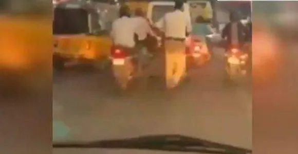 ഗതാഗത കുരുക്കില്‍പ്പെട്ട ആംബുലന്‍സിന് വഴിയൊരുക്കാന്‍ രണ്ടു കിലോമീറ്റര്‍ ഓടി പൊലീസുകാരന്‍, വീഡിയോ