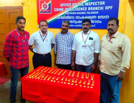 പാലക്കാട് രേഖകളില്ലാതെ കടത്തിക്കൊണ്ടുവന്ന 54 ലക്ഷം രൂപയുടെ സ്വർണാഭരണങ്ങൾ പിടികൂടി