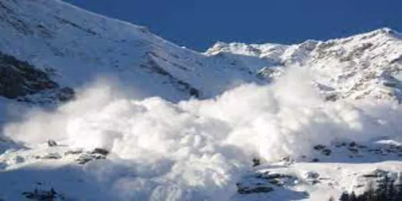 ജമ്മുകശ്മീരിന്റെ പല ജില്ലകളിലും ഹിമപാതം ഉണ്ടാകും; മുന്നറിയിപ്പുമായി ദുരന്ത നിവാരണ കേന്ദ്രം