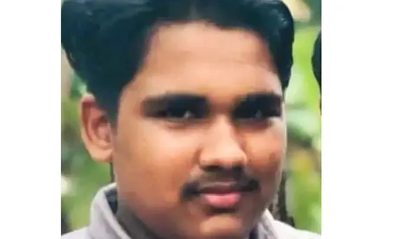 കുറ്റ്യാടിക്കടുത്ത് ബൈക്കിന് പിന്നിൽ കാറിടിച്ച് അപകടം: വിദ്യാർഥി മരിച്ചു