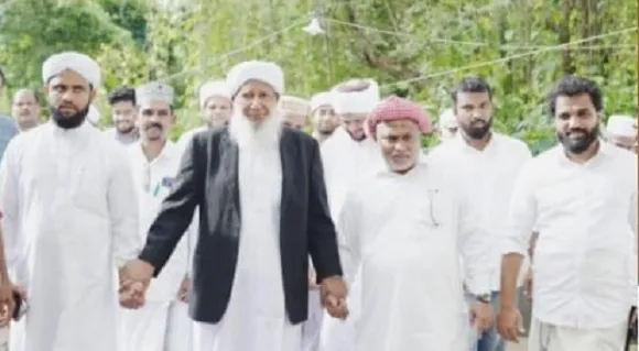 "കാന്തപുരം അബൂബക്കർ  മുസ്ലിയാർ  മറ്റാർക്കും കൈവരിക്കാൻ  കഴിഞ്ഞിട്ടില്ലാത്ത പുണ്യങ്ങളുടെ  ഉടമ": പ്രാർത്ഥിക്കാൻ ആവശ്യപ്പെട്ട്  ഹജ്ജ് കമ്മിറ്റി അംഗം ഉസ്താദ് ഖാസിം കോയ