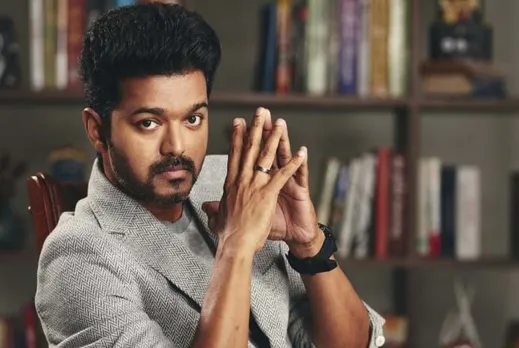 റെയ്ഡുകളില്ലാത്ത പഴയ ജീവിതം തിരിച്ചു വേണം ...അക്രമങ്ങളെ പുഞ്ചിരി കൊണ്ട് നേരിടുമെന്ന് നടന്‍ വിജയ്