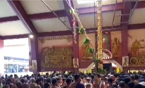തൃശൂർ പൂരത്തിനു തിരുവമ്പാടിയിലും പാറമേക്കാവിലും കൊടിയേറി; പത്തിന് തൃശൂർ പൂരം