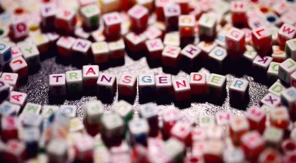 ജന്‍മനാ പുരുഷരായവരെ സ്ത്രീകളുടെ ജയിലില്‍ നിന്ന് മാറ്റണമെന്നാവശ്യപ്പെട്ട് ലൊസ്യൂട്ട്