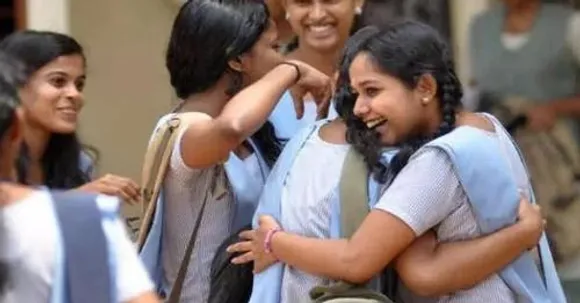 സംസ്ഥാനത്ത് പ്ലസ് ടുവിന് 83.87% വിജയം ; കഴിഞ്ഞ വര്‍ഷത്തേക്കാള്‍ കുറവ്