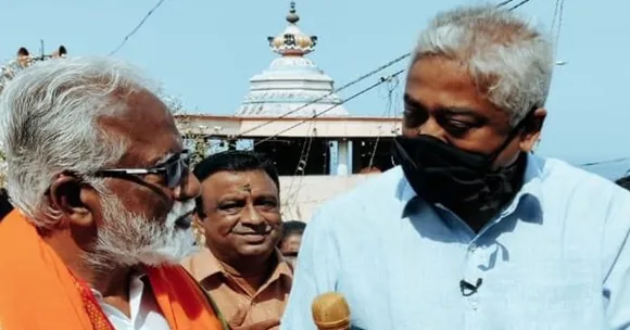 ഞങ്ങള്‍ കേരളത്തില്‍ ബീഫ് നിരോധനം വേണമെന്ന് ആവശ്യപ്പെടില്ല. ഇവിടെ എല്ലാവര്‍ക്കും അവരുടെ ഇഷ്ടമുള്ള ഭക്ഷണം കഴിക്കുന്നതിന് സ്വാതന്ത്ര്യമുണ്ട്,’- കുമ്മനം രാജശേഖരന്‍