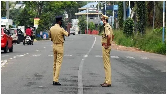 സമൂഹവ്യാപനം ഉണ്ടായതായി സംശയം;  പൊന്നാനിയില്‍ ട്രിപ്പിള്‍ ലോക്ഡൗണ്‍ പ്രഖ്യാപിച്ചു;  കോട്ടയം പള്ളിക്കത്തോട് പഞ്ചായത്തില്‍ രണ്ട് ദിവസം സമ്പൂര്‍ണ ലോക്ഡൗണ്‍