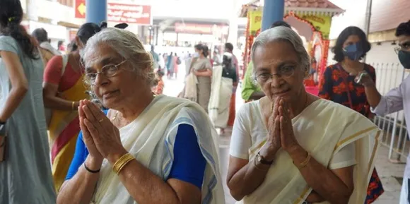 തിരുവൈരാണിക്കുളത്തെ നടതുറപ്പുത്സവത്തിൽ ആചാരങ്ങളിലെ സ്ത്രീശക്തിയായി ബ്രാഹ്മണിയമ്മമാർ