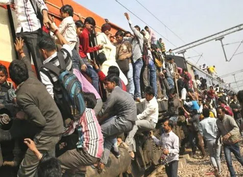 ജനസംഖ്യയിൽ അടുത്ത 8 വർഷത്തിനുള്ളിൽ ചൈനയെ പിന്തള്ളി ഇന്ത്യ ഒന്നാമതെത്തും !