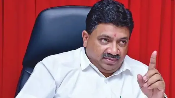 കേന്ദ്രസർക്കാർ യൂണിയന്‍ നികുതികള്‍ കൂട്ടുന്ന സമയത്ത് ഏതെങ്കിലും സംസ്ഥാനത്തെ അറിയിക്കുകയോ അവരുടെ അഭിപ്രായം ചോദിക്കുകയോ ചെയ്തിട്ടില്ല; അവരുടെ വില വര്‍ദ്ധനവിന്‍റെ 50 ശതമാനം ഇപ്പോള്‍ പിന്‍വലിക്കുന്നു. അവര്‍ നികുതി കുറയ്ക്കാന്‍ സംസ്ഥാനങ്ങളെ പ്രേരിപ്പിക്കുന്നു, ഇതാണോ ഫെഡറലിസം'; തമിഴ്നാട് ധനമന്ത്രി 