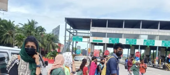 പന്നിയങ്കര ടോൾ; സ്വകാര്യ ബസുകൾ സർവ്വീസ് നിർത്തിവച്ചു