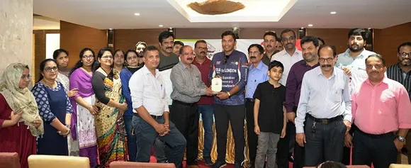 ഫായിസ് അഷ്‌റഫ്‌ അലിക്ക് പവിഴ ദ്വീപിലെ കോഴിക്കോട്ടുകാർ സ്വീകരണം നൽകി