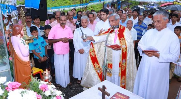 ഉരിയരിക്കുന്ന് സെന്റ് ജോസഫ് കുരിശടിയുടെ വെഞ്ചിരിപ്പ് കർമ്മം നടന്നു