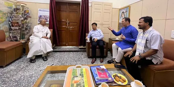 ഔട്ടർ മണിപ്പൂർ എംപി ഡൽഹി അതിരൂപത ആർച്ച് ബിഷപ് അനിൽ കുട്ടോയുമായി കൂടിക്കാഴ്ച നടത്തി
