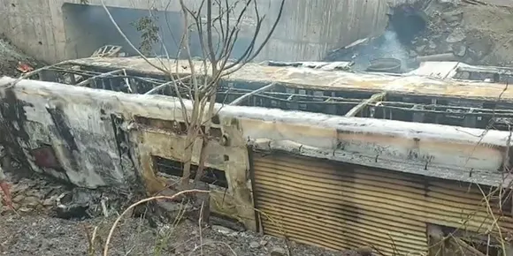 ആ യാത്ര അന്ത്യ യാത്ര, കർണാടകയിൽ 10 പേർ വെന്തുമരിച്ചു; മരണസംഘ്യ ഉയരാന്‍ സാധ്യത