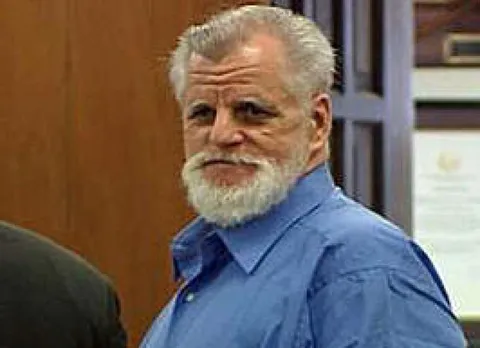 ടെക്‌സസില്‍ പിതാവിന്റെ വധശിക്ഷ നടപ്പാക്കുന്നത് കണ്ട് നിയന്ത്രണംവിട്ട രണ്ടു മക്കള്‍ അറസ്റ്റില്‍