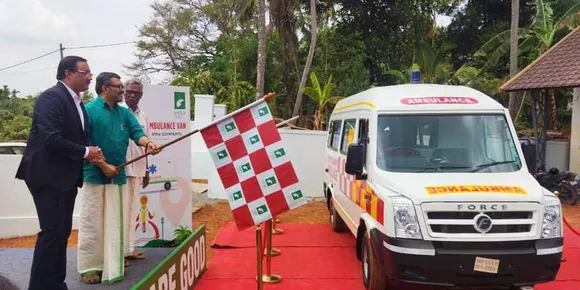 ഇൻഡസ് ടവേഴ്‌സ് തൃത്താല മുനിസിപ്പൽ കോർപ്പറേഷന് ആംബുലൻസ് വാൻ നൽകി; കേരള തദ്ദേശ സ്വയംഭരണ, എക്സൈസ് വകുപ്പ് മന്ത്രി എം.ബി. രാജേഷ് വാൻ ഫ്ലാഗ് ഓഫ് ചെയ്തു