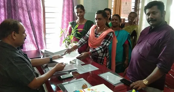 ആശാവർക്കേഴ്‌സ്‌ പ്രവർത്തകർ ഉഴവൂർ ഗ്രാമപഞ്ചായത്തിന് മുന്നിൽ ധർണ്ണ നടത്തി