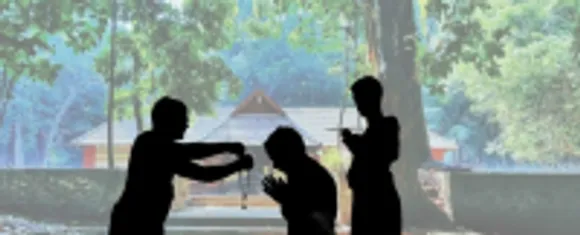 ശബരീശ ദർശനത്തിനെത്തുന്ന കന്നി അയ്യപ്പന്മാർ മുതൽ ഗുരുസ്വാമി വരെ ഒരേ നിഷ്ഠകളാണ് പാലിക്കേണ്ടത്