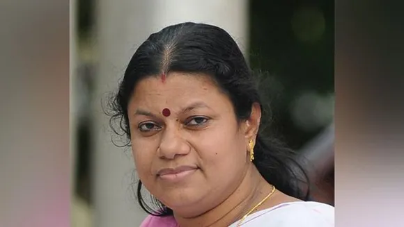 വിവാദ പരാമര്‍ശം: വനിതാ കമ്മീഷന്‍ അധ്യക്ഷയ്ക്ക് എതിരെ വനിതാ കമ്മീഷനില്‍ പരാതി നല്‍കി ബിന്ദു കൃഷ്ണ