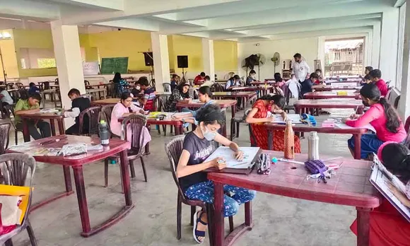 രചനാ മത്സരങ്ങളോടെ മരങ്ങാട്ടുപിള്ളി ലേബര്‍ ഇന്ത്യ സ്കൂളില്‍ സര്‍ഗ്ഗസംഗമത്തിന് തുടക്കമായി