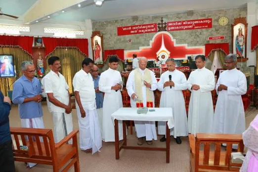 തൊടുപുഴ ഈസ്റ്റ്‌ വിജ്ഞാനമാതാ പള്ളിയില്‍ വിശ്വാസ പരിശീലന ഹാളിന്റെ ശില വെഞ്ചരിപ്പ്‌ നടന്നു